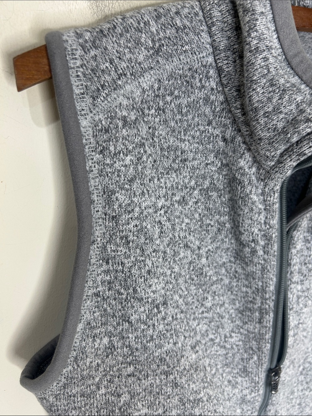 PATAGONIA Gray Better Sweater Fleece Vest Size Medium - Picture 9 of 16